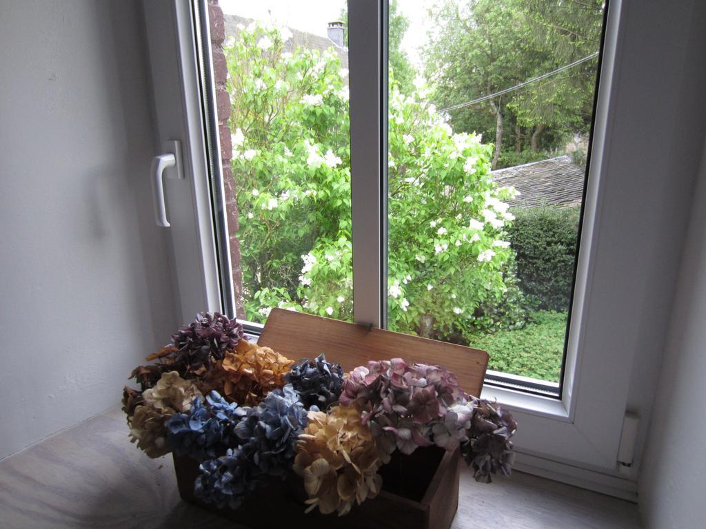 Au Jardin De Mon Pere Villa Jalhay Room photo