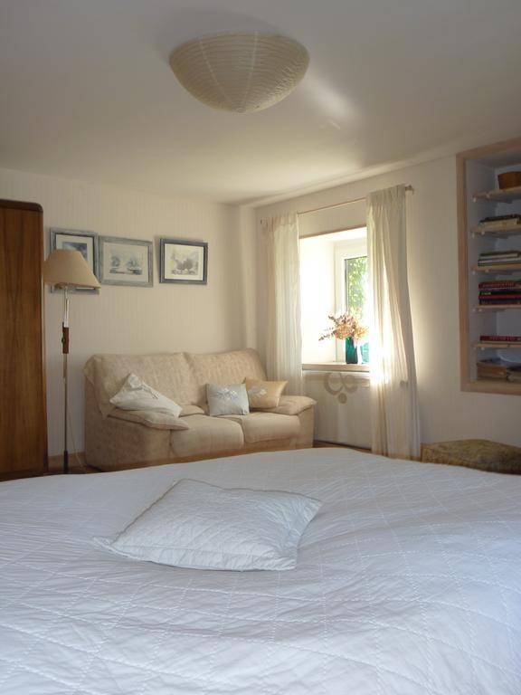 Au Jardin De Mon Pere Villa Jalhay Room photo